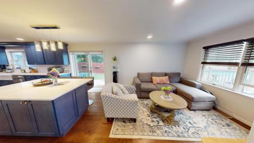 58-Narragansett-Ave-08012025 184907