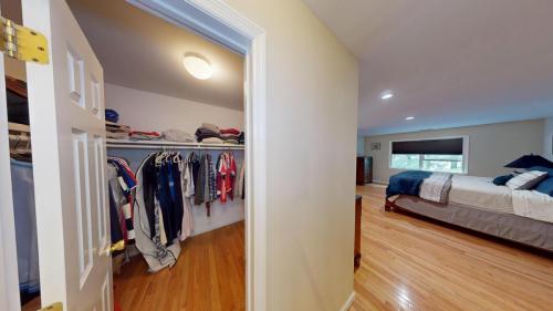 58-Narragansett-Ave-08012025 185719