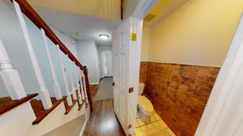 58-Narragansett-Ave-08012025_213224